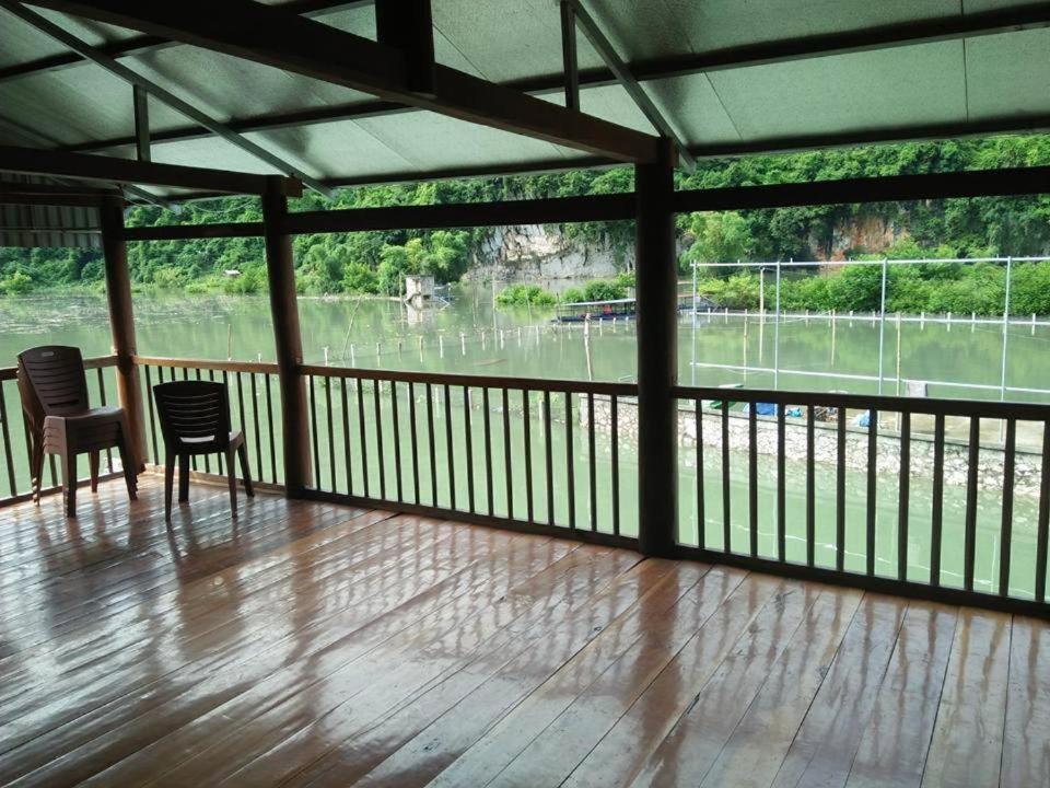 Tran Xuan Homestay Ba Be ภายนอก รูปภาพ